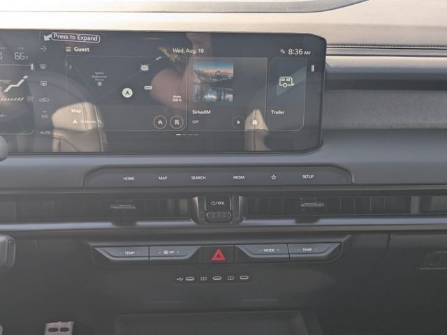 New 2027 Glacial White Pearl Kia X-LINE SX image 19