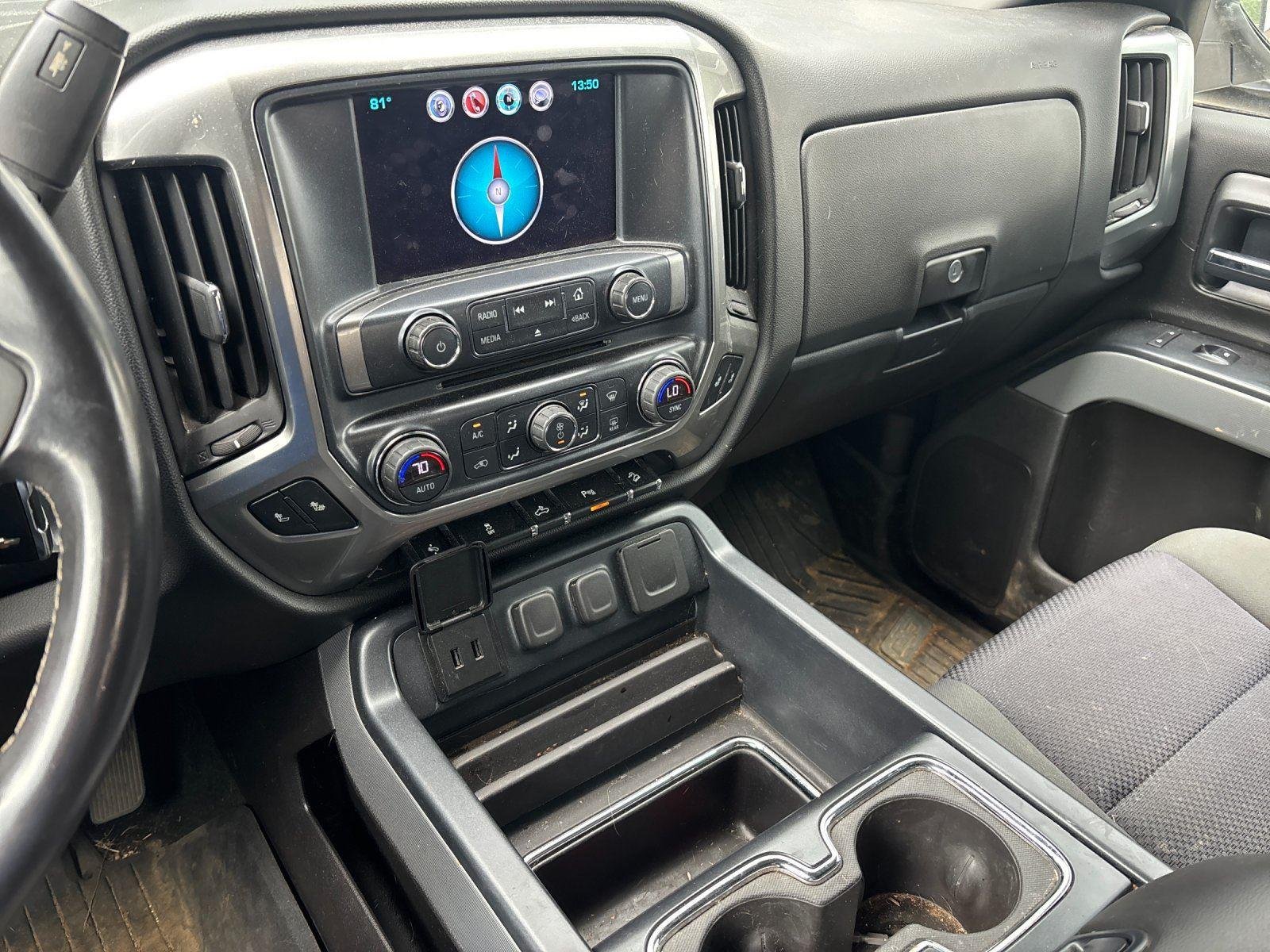 Used 2017 Summit White Chevrolet LT image 24