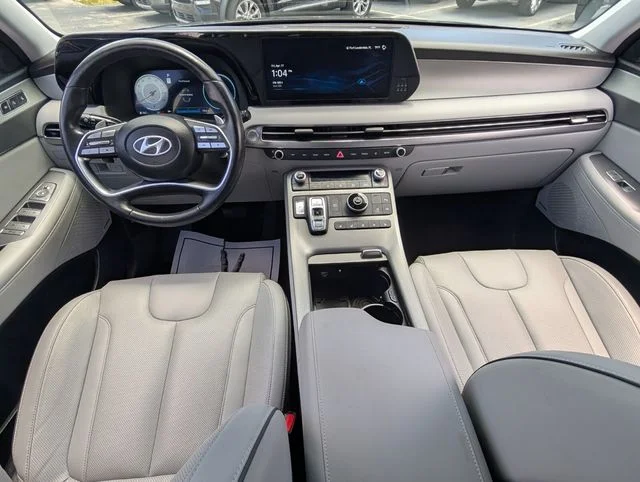 Used 2024 White Hyundai SEL image 14