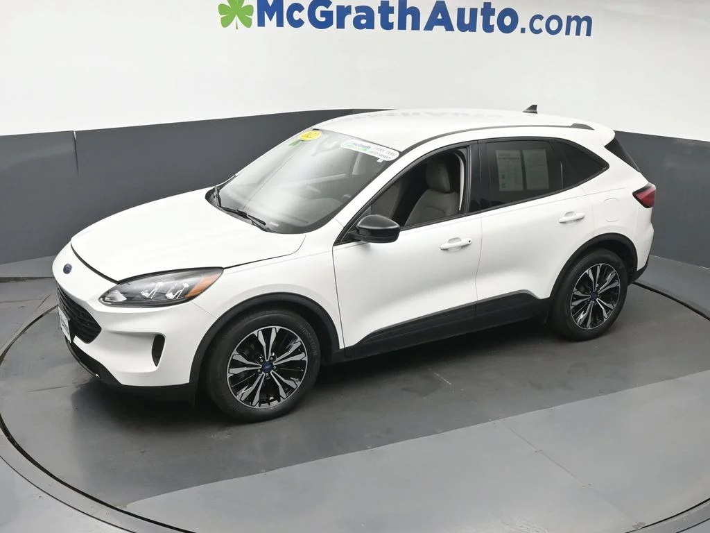 Certified Used 2022 White Ford SE image 22