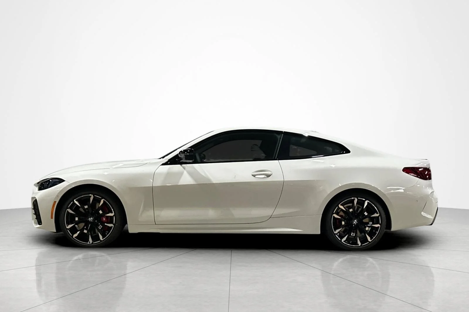 New 2027 Alpine White BMW 430i xDrive image 2