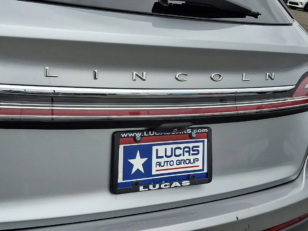 Used 2023 Silver Lincoln Reserve image 32