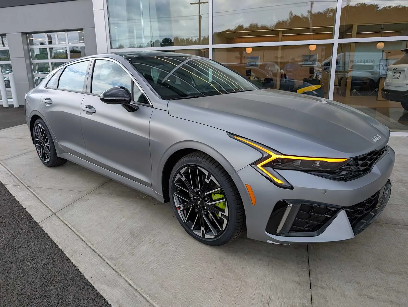 New 2026 Steel Matte Gray Kia GT image 6