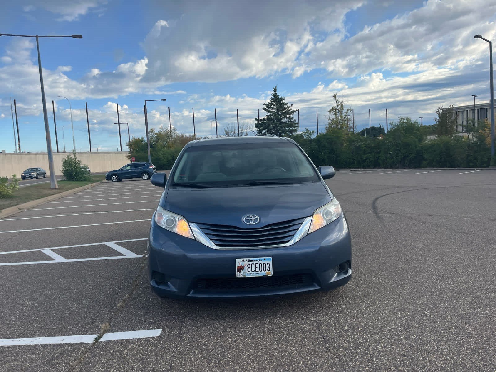 Used 2017 Toyota Sienna LE with VIN 5TDJZ3DC6HS154351 for sale in Golden Valley, Minnesota