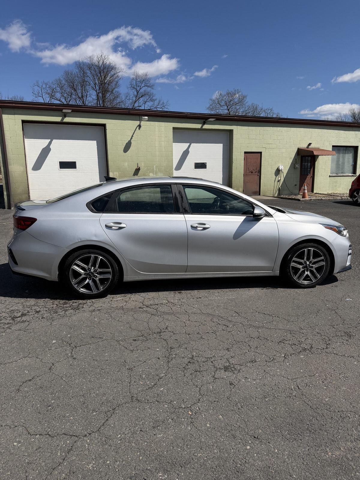Used 2020 Kia FORTE EX with VIN 3KPF54AD1LE209618 for sale in Elverson, PA