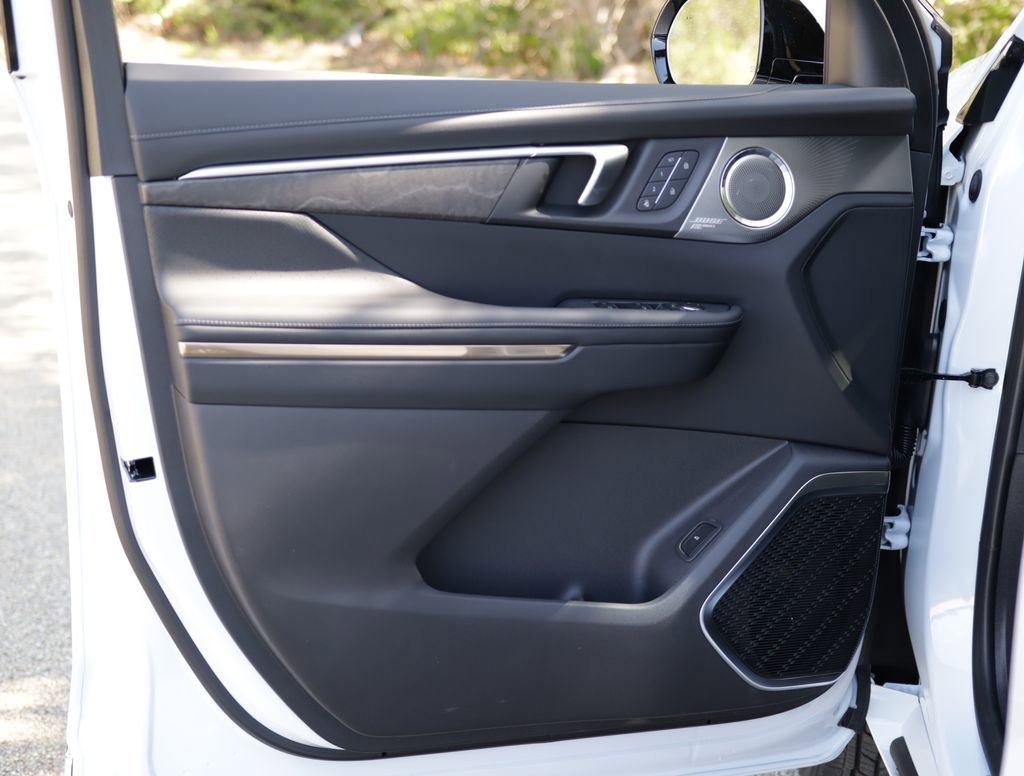 2026 Buick Enclave Avenir - Photo 32