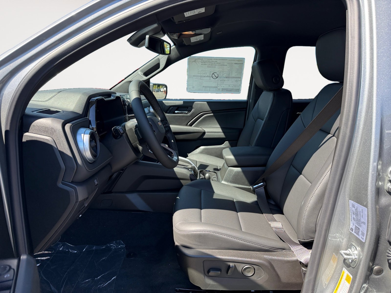 2026 Chevrolet Colorado LT - Photo 10