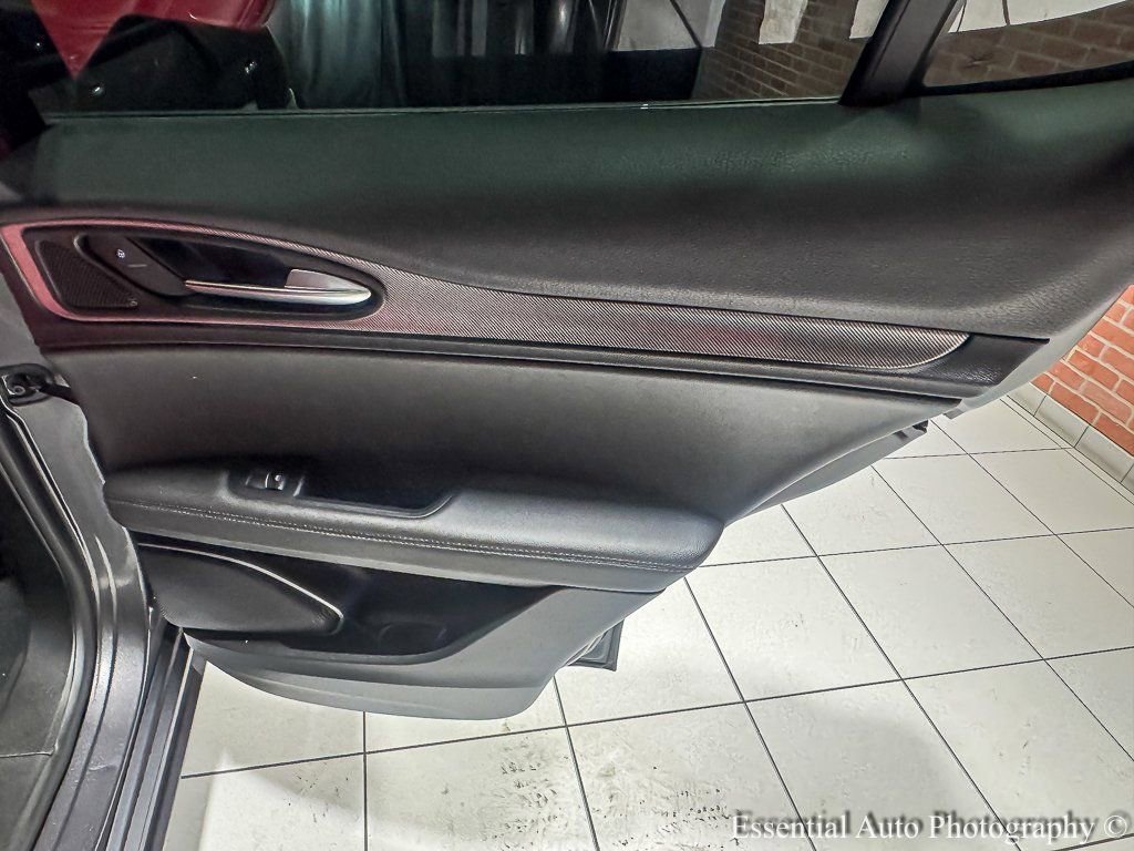 2023 ALFA ROMEO STELVIO - Image 31