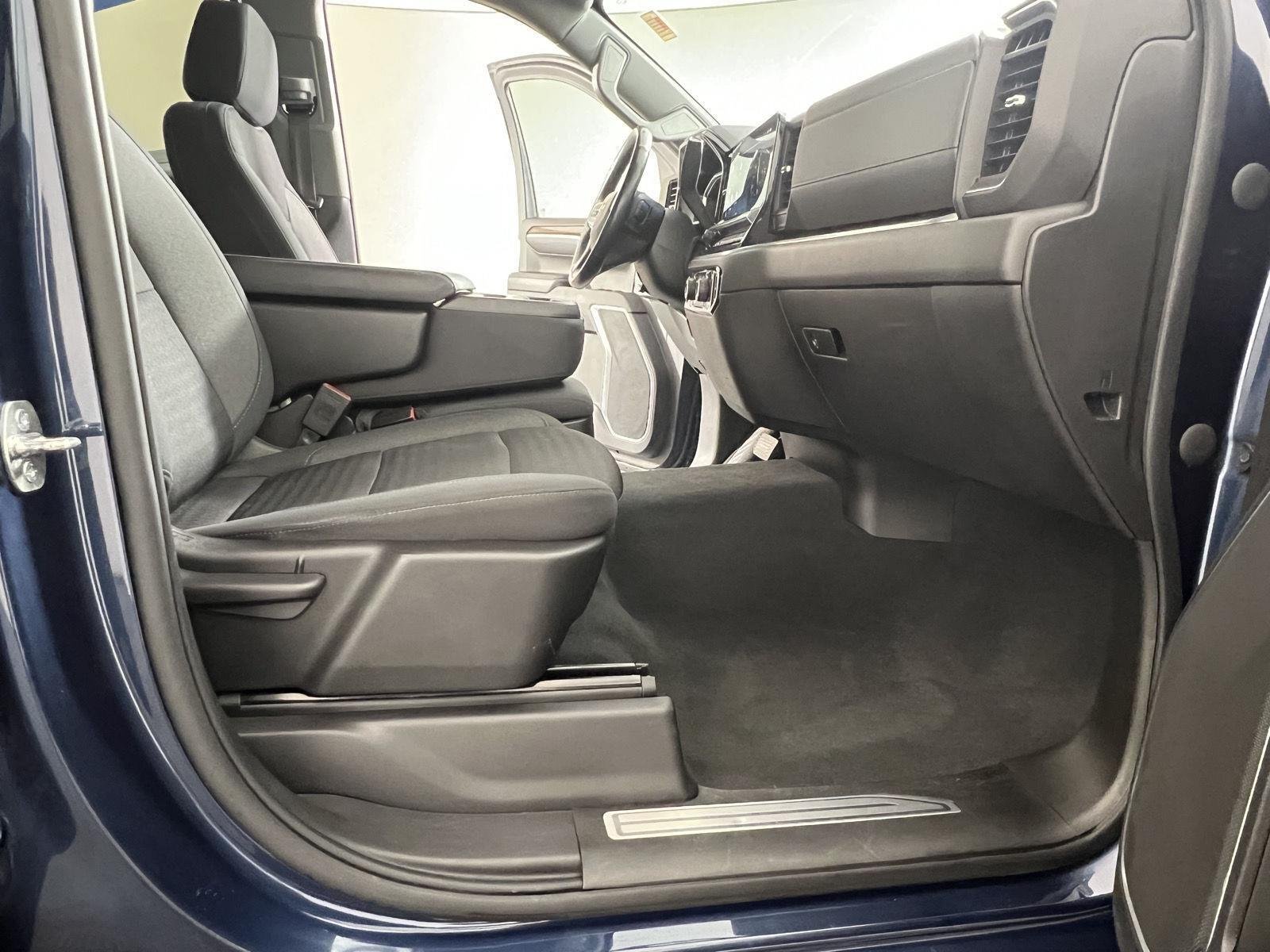 Used 2022 Northsky Blue Metallic Chevrolet LT image 38