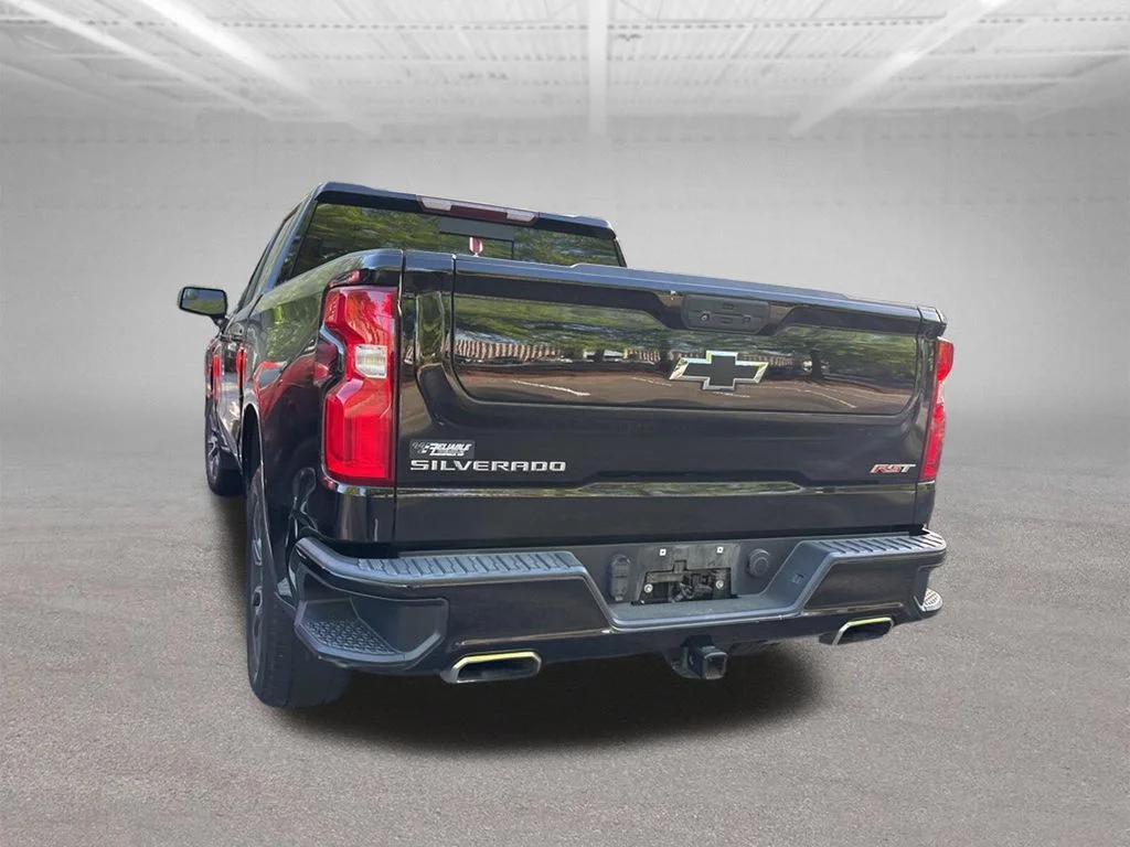 Used 2022 Black Chevrolet RST image 13