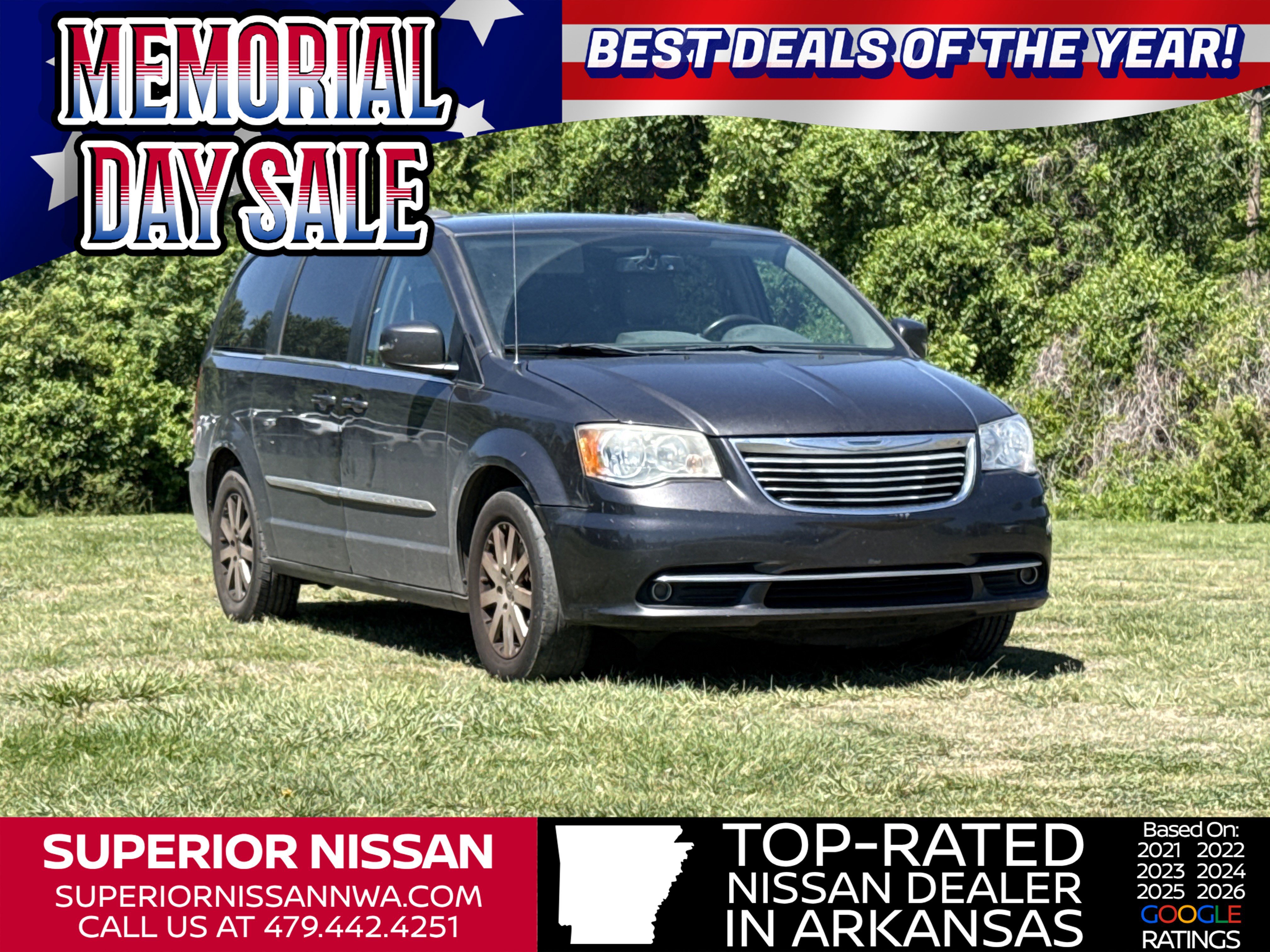 2015 Chrysler Town & Country Touring's photo