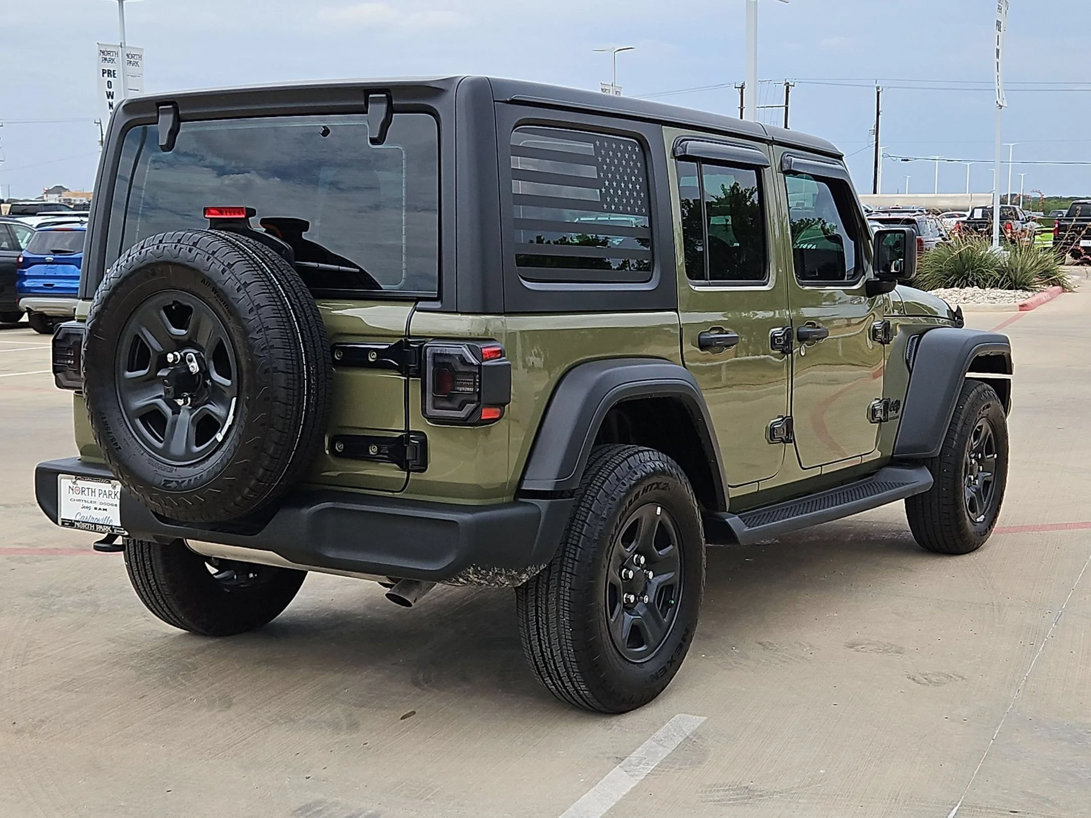 Used 2026 Green Jeep Sport image 3