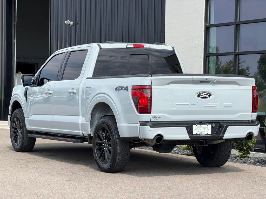 Used 2024 Gray Ford XLT image 3