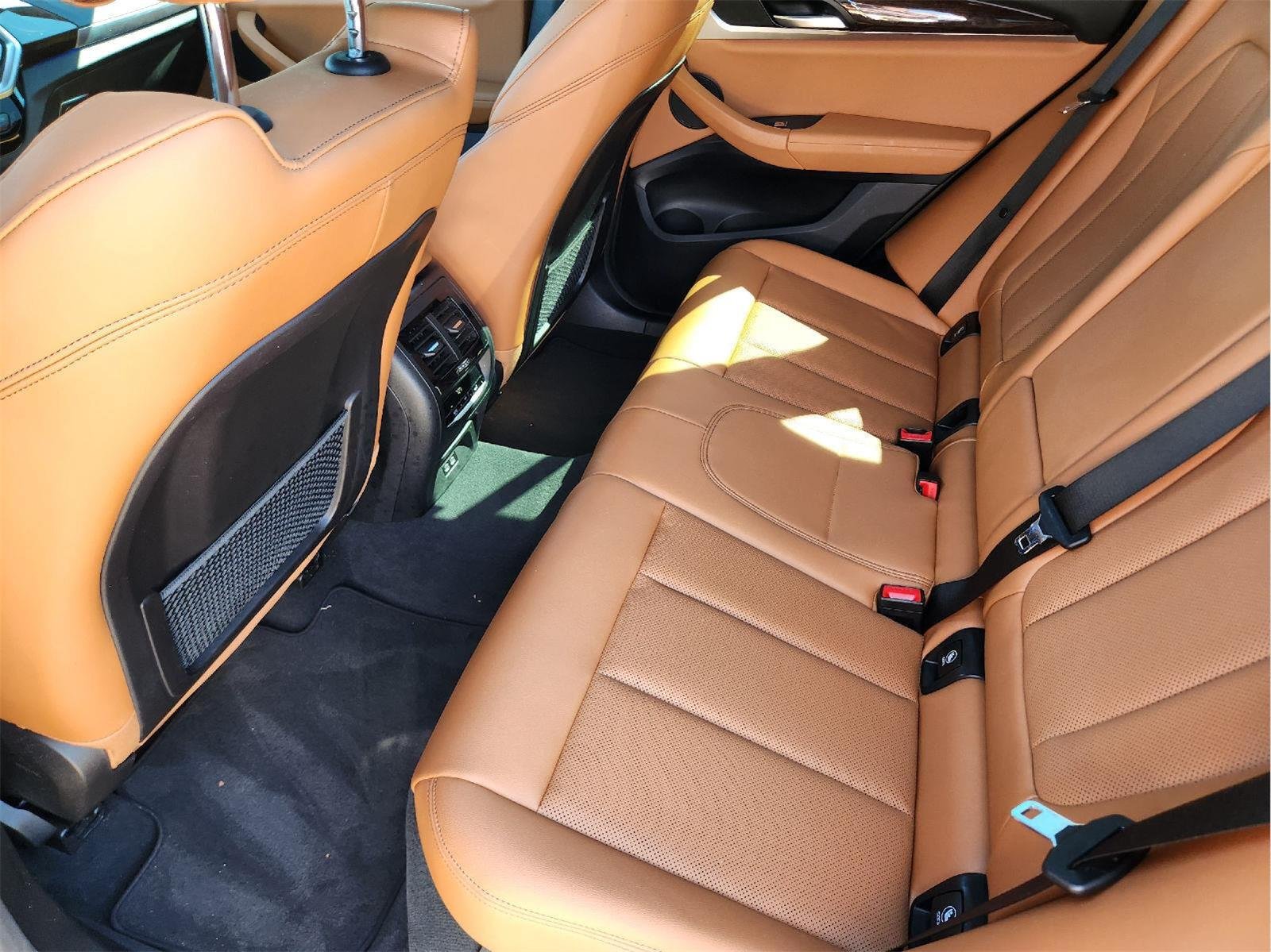 Used 2022 Phytonic Blue Metallic BMW sDrive30i image 29