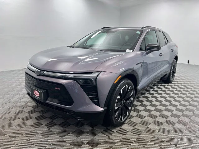 Used 2024 Gray Chevrolet RS image 2