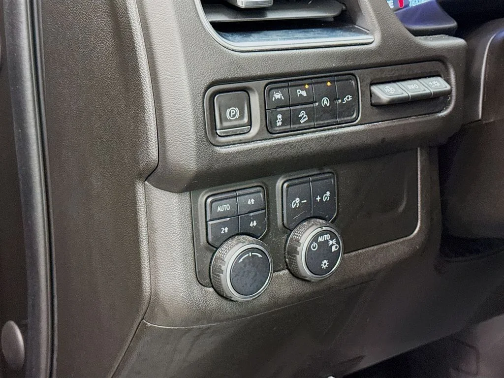 Used 2021 Gray Chevrolet High Country image 10