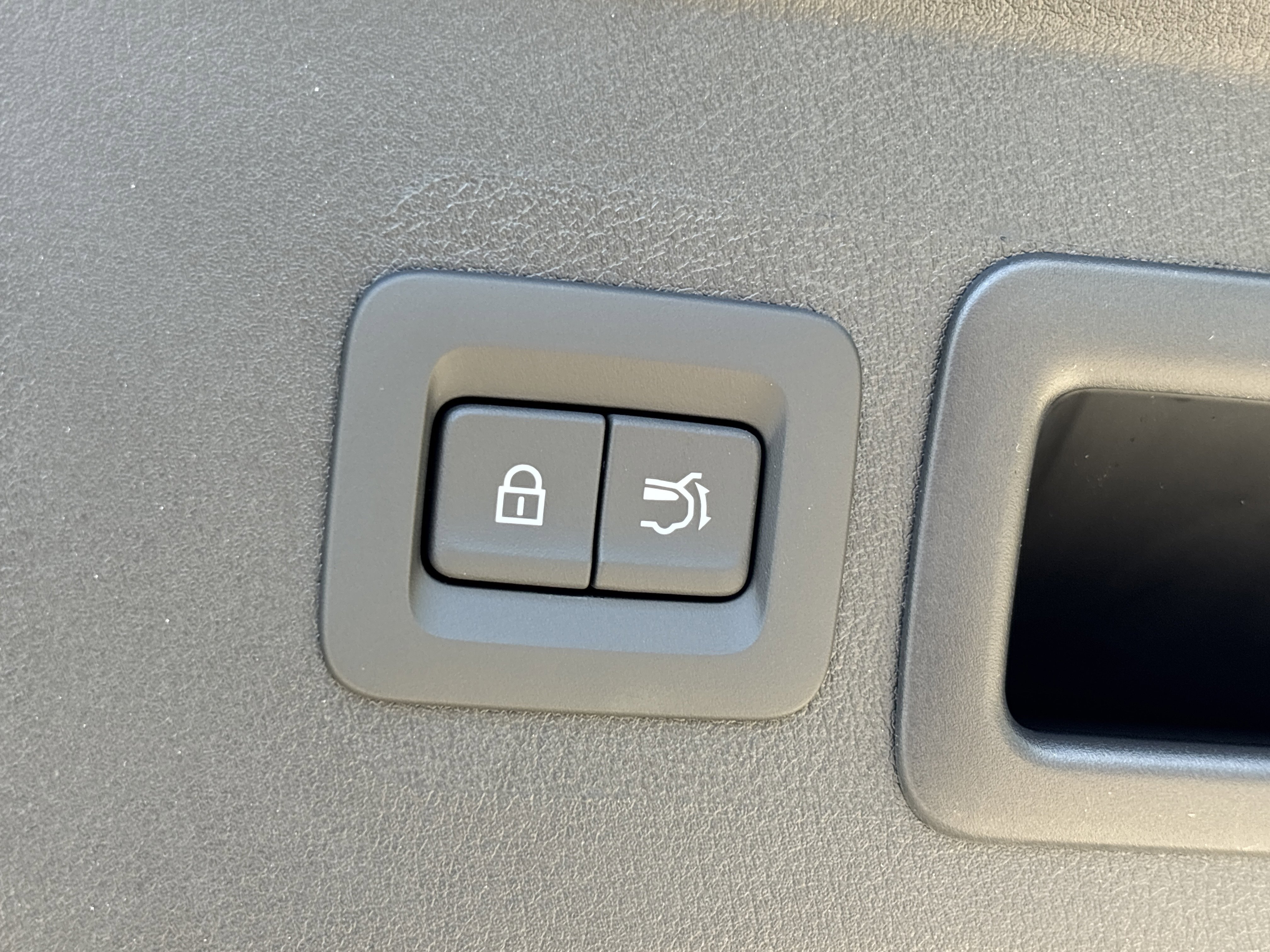 New 2026 Navy Blue Mica Mazda 2.5 S Preferred AWD image 8
