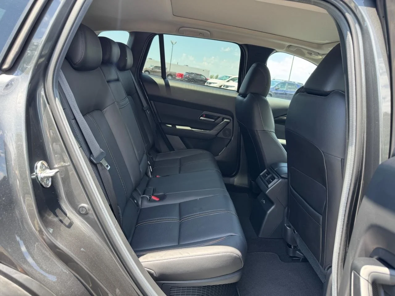 Used 2025 Machine Gray Metallic Mazda Premium image 46