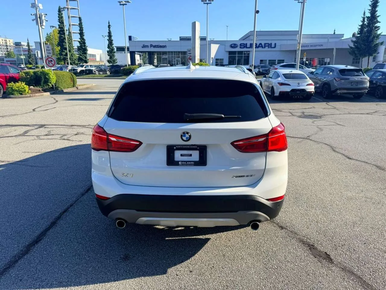 Used 2019  BMW xDrive28i Dilawri Certified   Local BC   Clean Tit image 4