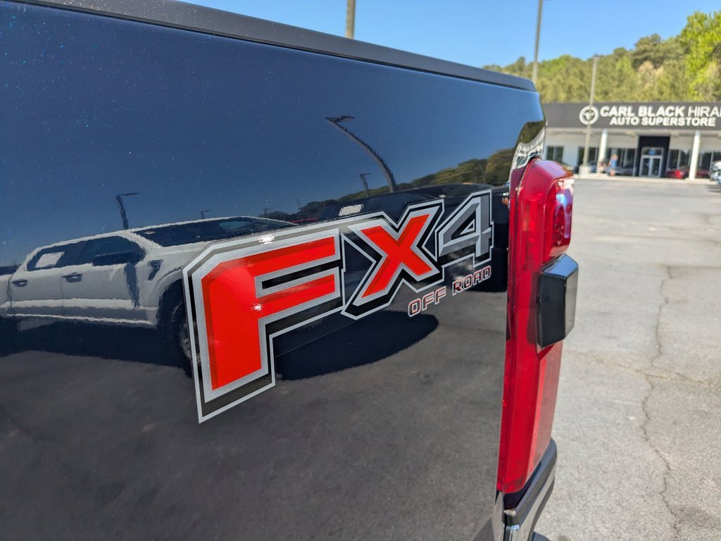 Used 2023  Ford LARIAT image 30