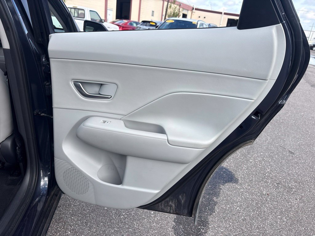 2024 Hyundai Kona Limited - Photo 18