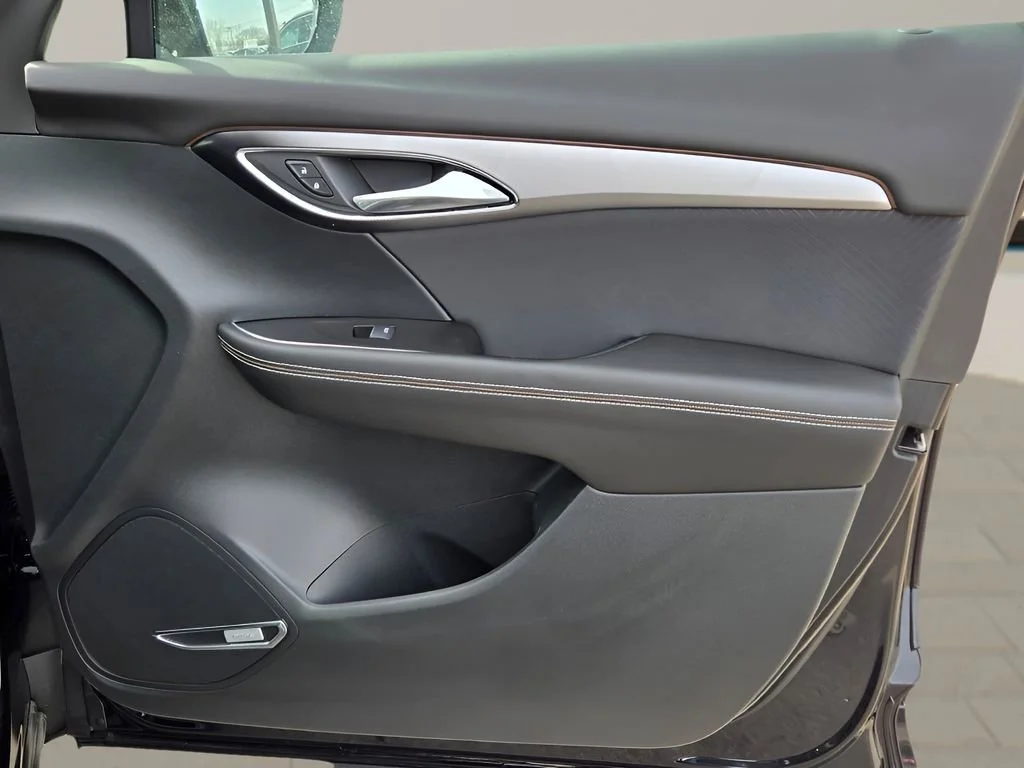 2025 Buick Envision Sport Touring - Photo 6