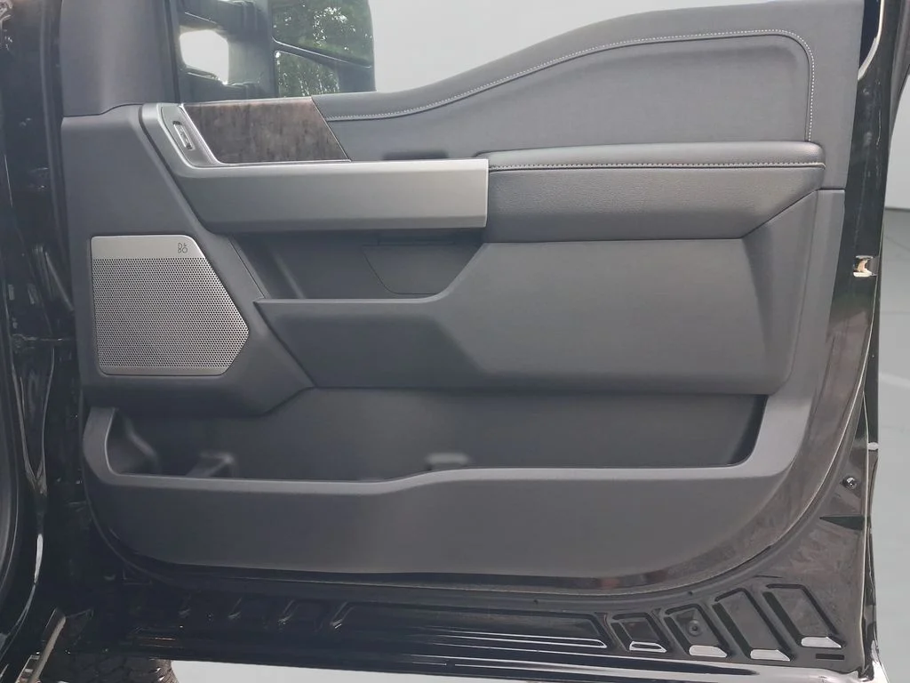 New 2026 Agate Black Metallic Ford F-250® Lariat® image 65