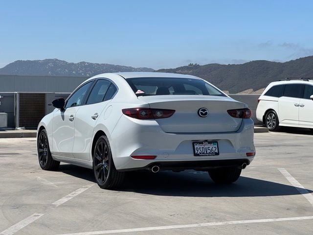 Certified Used 2025 Ceramic White Mazda 2.5 S Select Sport image 31