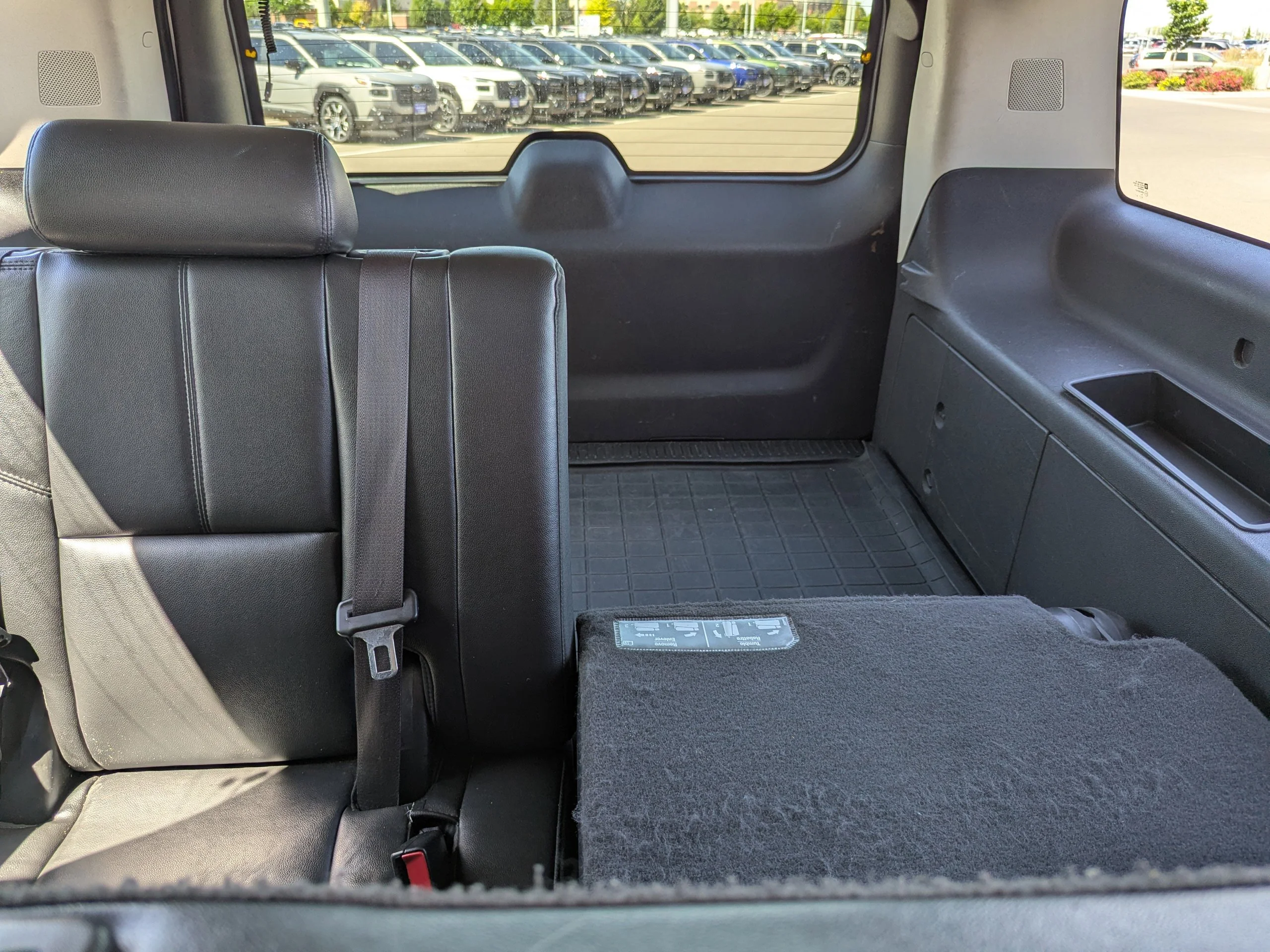 Used 2014 White Diamond Tricoat GMC SLT image 31