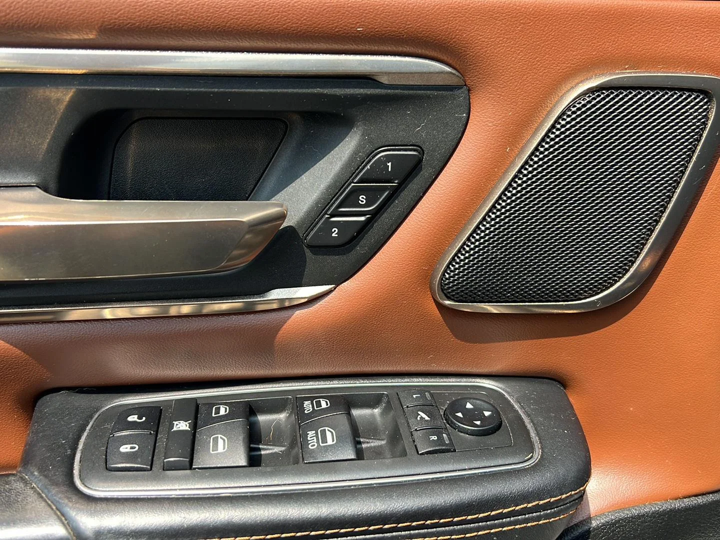 2019 RAM Ram 1500 Pickup Longhorn - Photo 14
