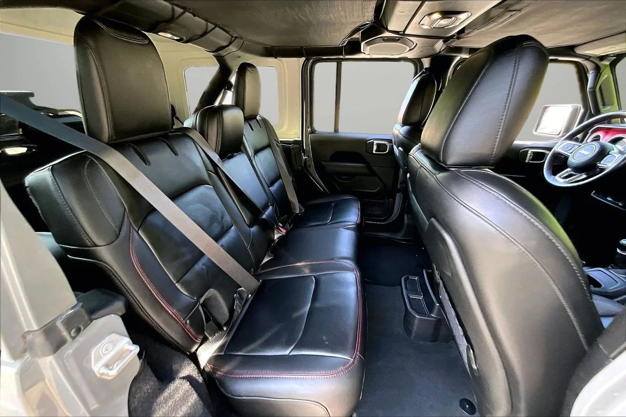 Used 2023 Gray Jeep Rubicon image 24