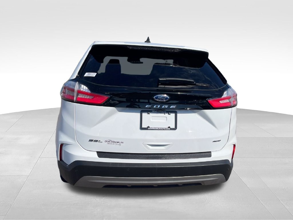 Used 2024 White Ford SEL image 4