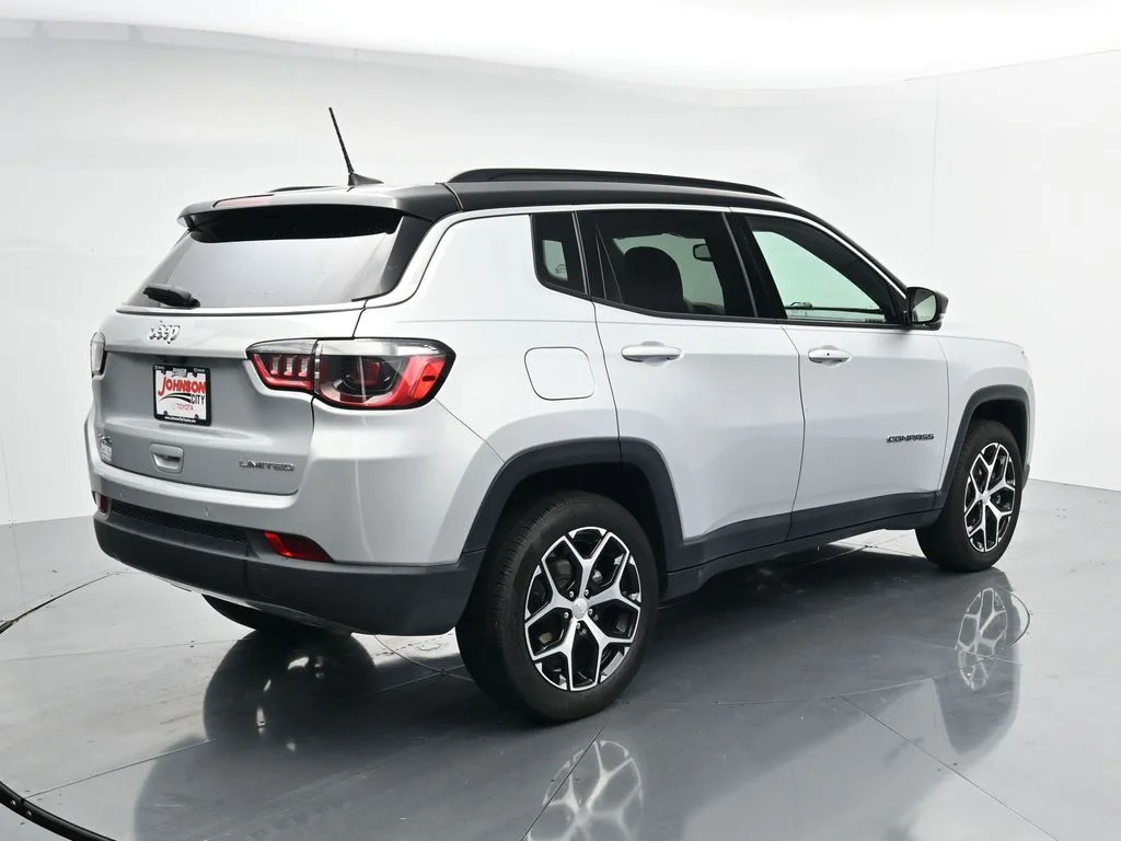 Used 2024 Silver Jeep Limited image 7