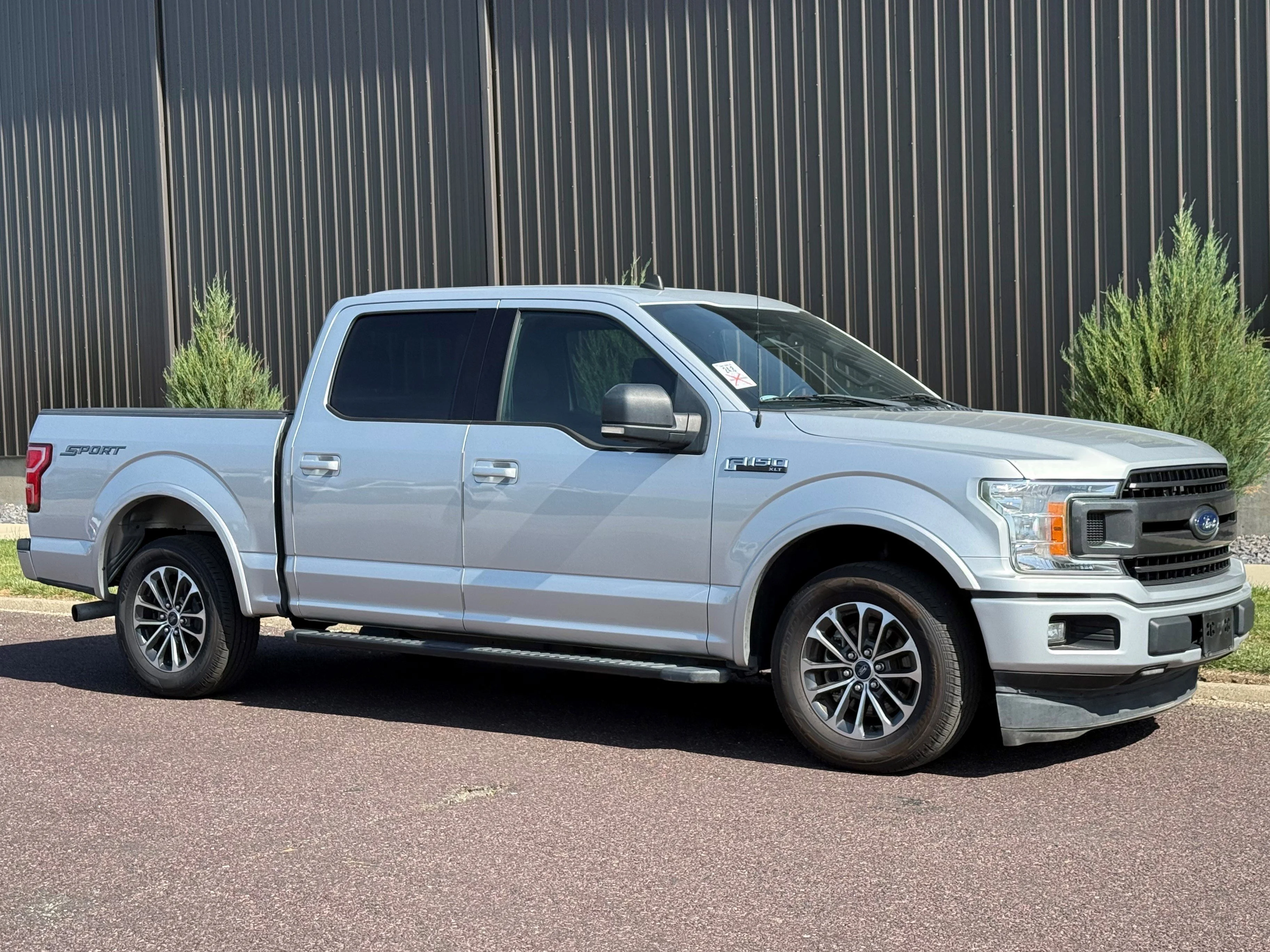Used 2019 Ingot Silver Metallic Ford XLT image 3