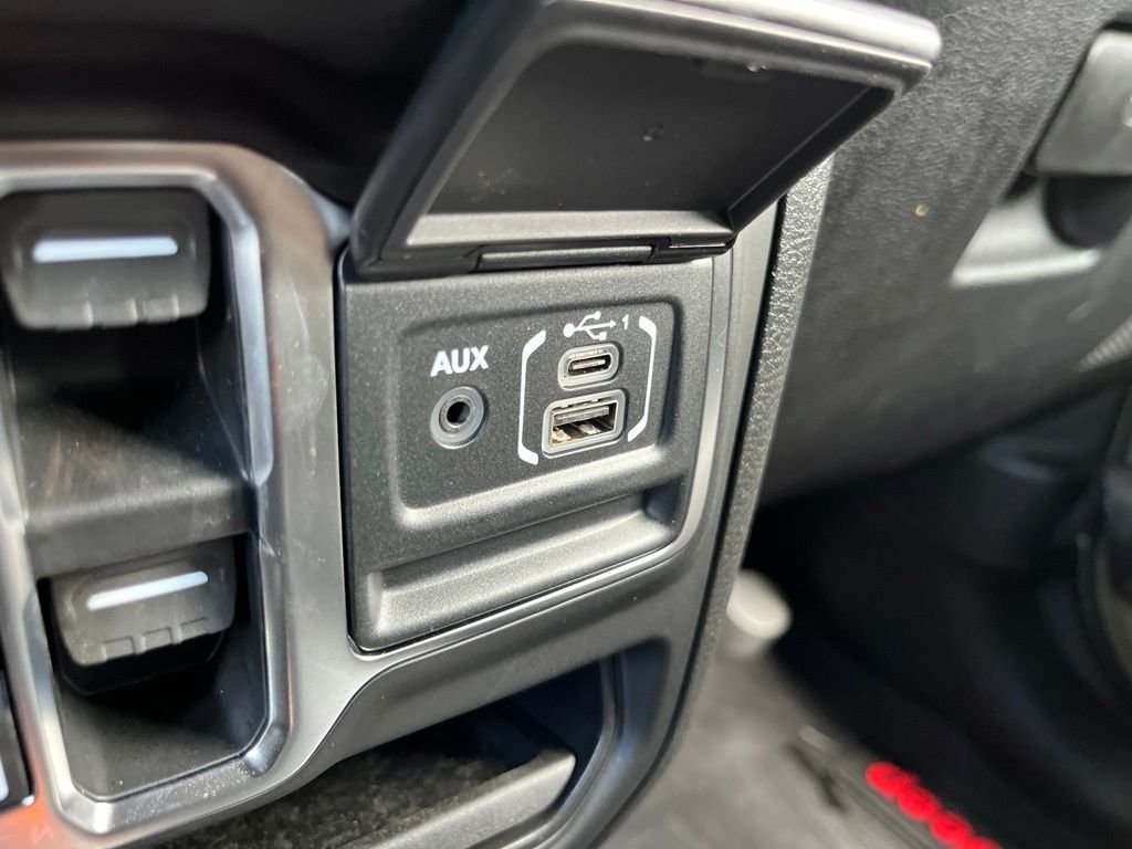 Used 2026 41 Jeep Rubicon X image 39