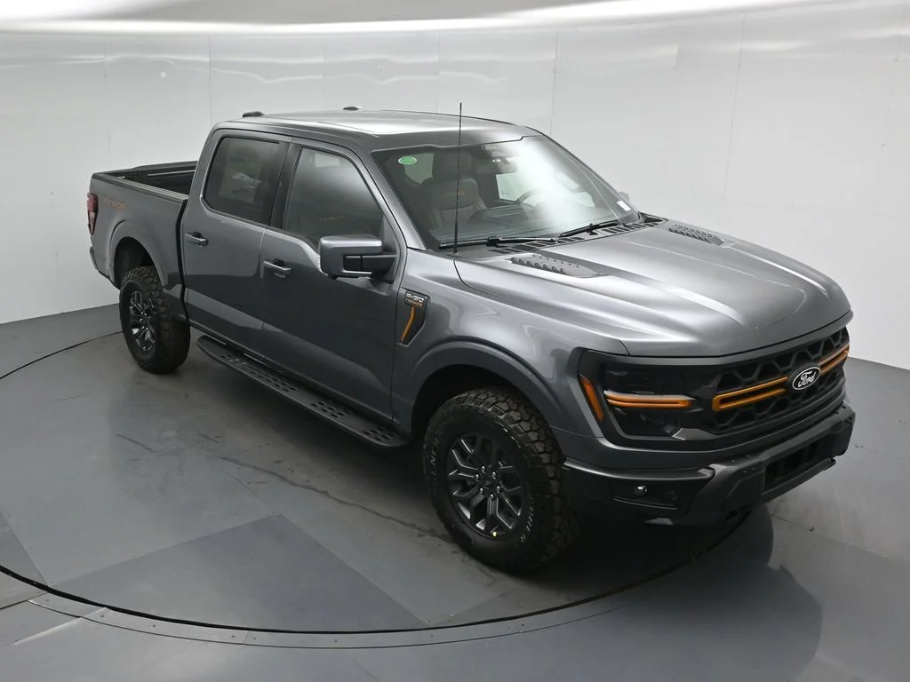 New 2026 Carbonized Gray Metallic Ford Tremor image 37
