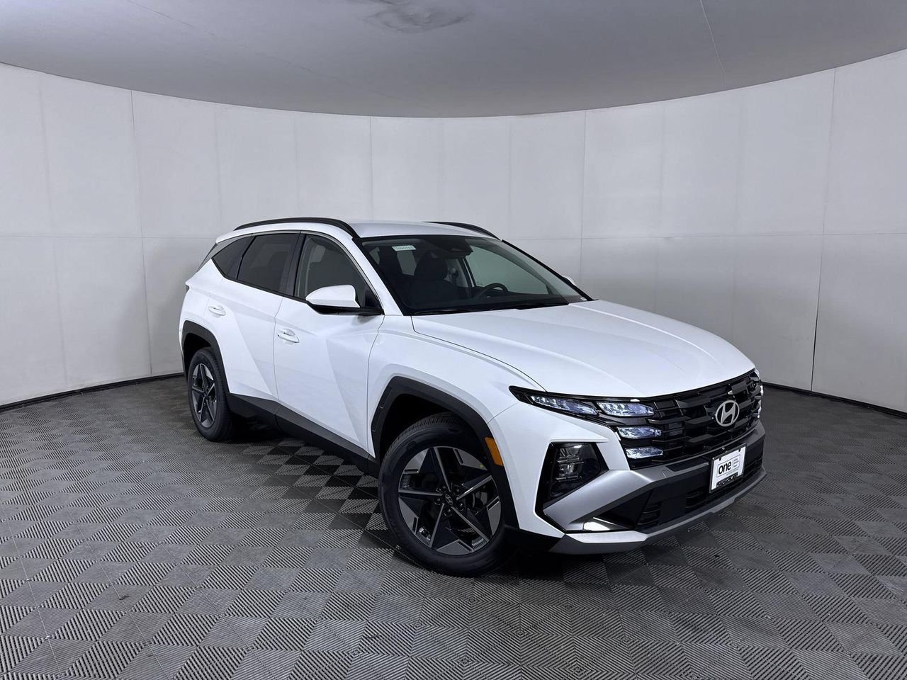 New 2026 Creamy White Pearl Hyundai SEL AWD image 3