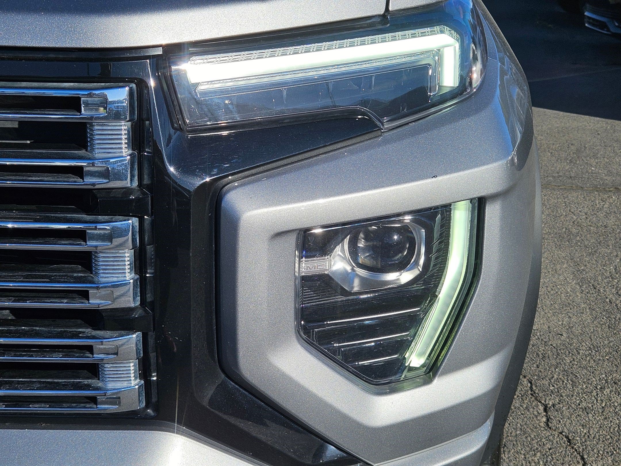 Used 2023 Gray GMC 4WD Denali image 10