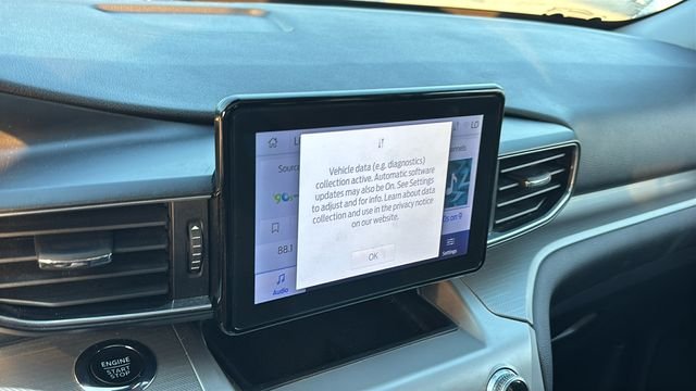 Used 2022 Agate Black Metallic Ford XLT image 17
