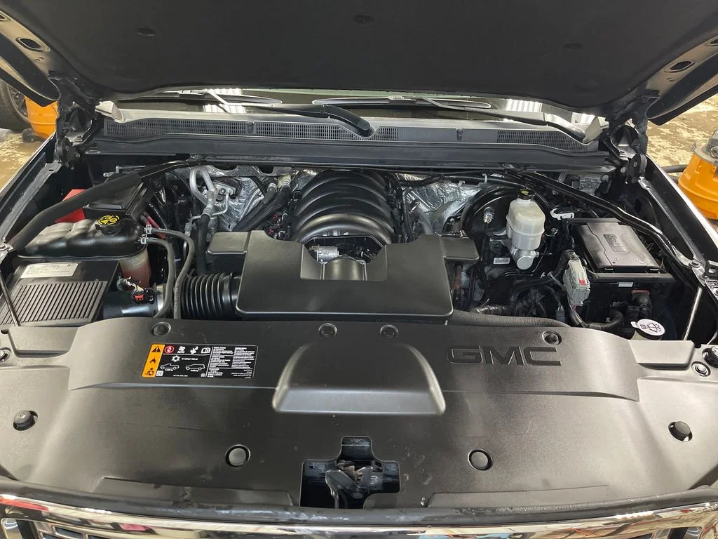 Used 2017 Black GMC Denali image 10