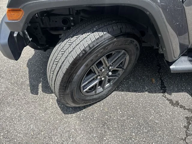 Used 2024 Gray Jeep Sport image 32