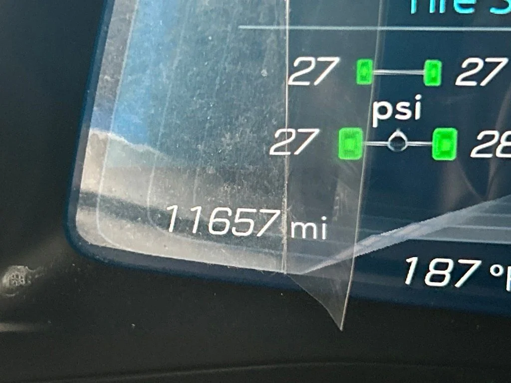 Used 2025 Blue Chevrolet Z06 image 40