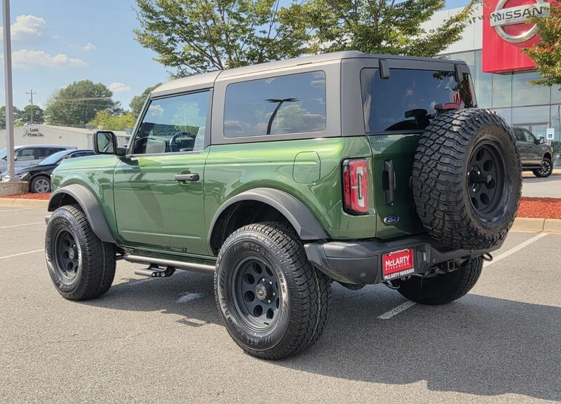 Used 2023 Eruption Green Metallic FORD BASE 2 DOOR ADVANCED 4X4 image 3