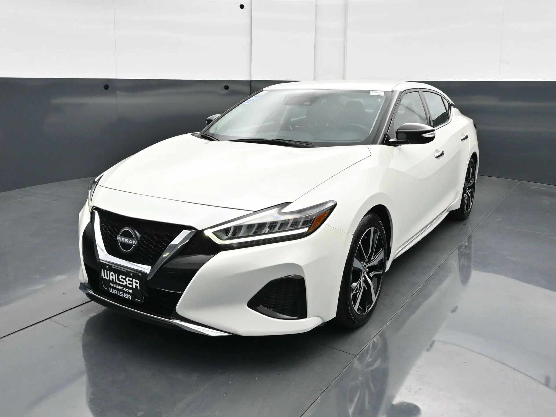 2023 Nissan Maxima