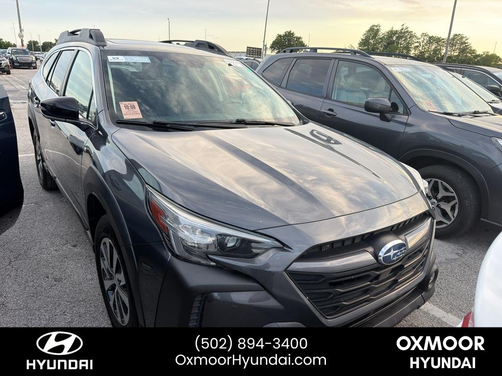 2024 Subaru Outback Premium's photo