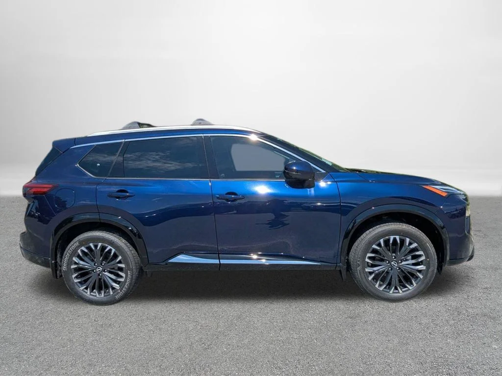 New 2026 Blue Nissan Platinum image 2