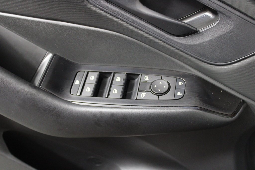 Used 2025 Red Nissan S image 22