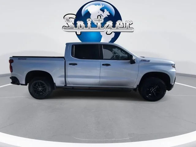Used 2021 Silver Ice Metallic Chevrolet LT Trail Boss image 10