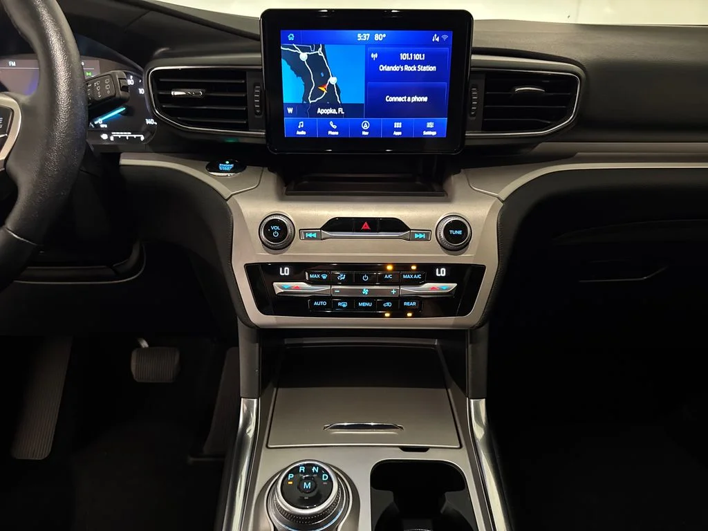 Certified Used 2020 Black Ford XLT image 24
