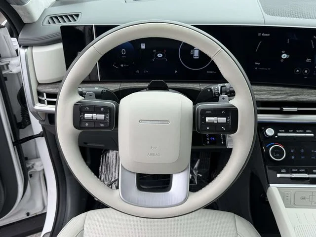 Used 2024 White Hyundai Calligraphy image 18